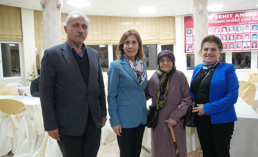 Başkan Tekin, şehit asker aileleri ile iftarda buluştu