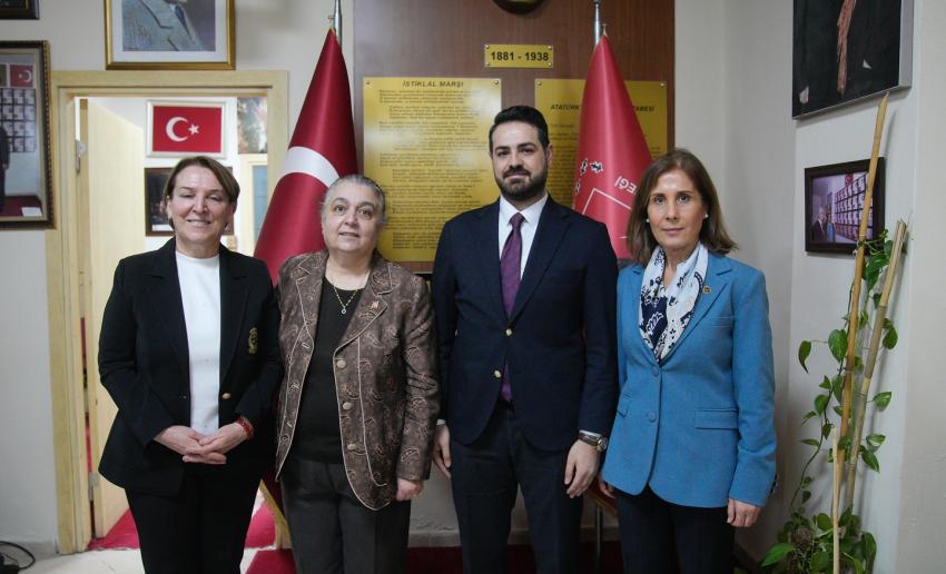 Başkan Tekin, şehit asker aileleri ile iftarda buluştu