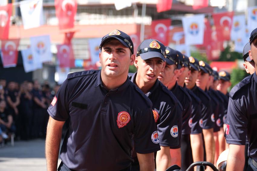 50 itfaiyeci yemin ederek görevine başladı