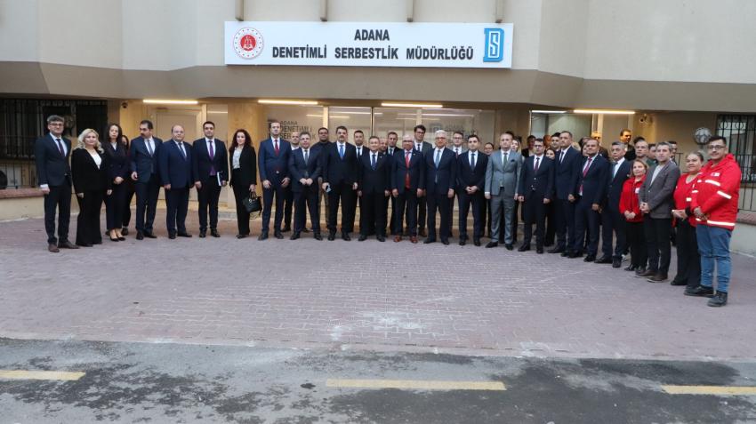 Adana’da Kızılay destekli Sosyal Market Hizmete Girdi