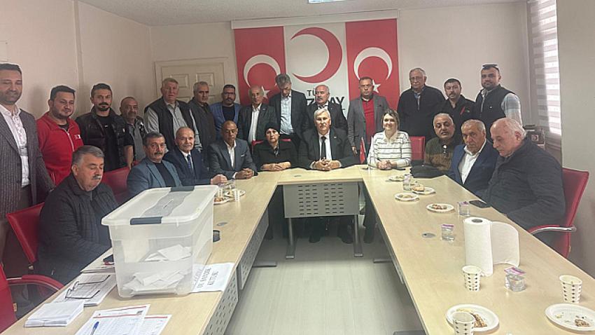 Kızılay Yüreğir'de Gül güven tazeledi