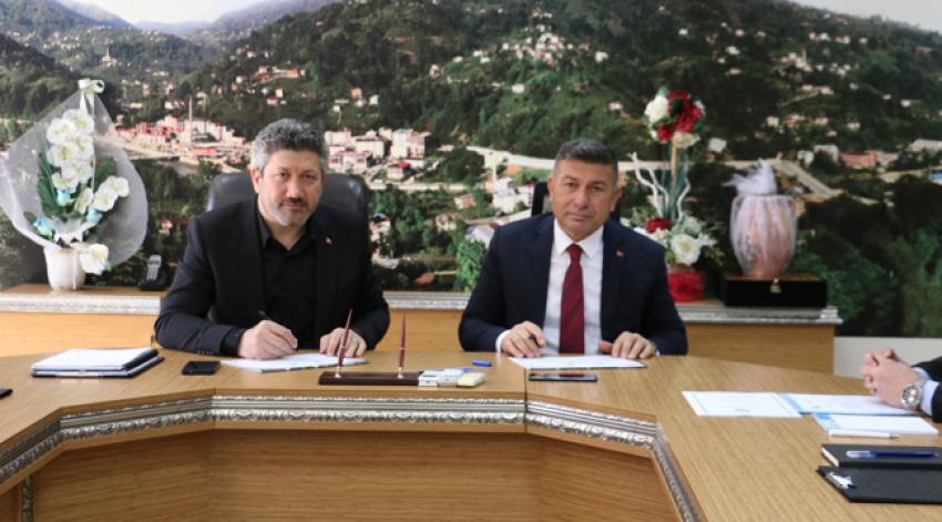 Karaisalı ve Güneysu Kardeş Şehir Oldu