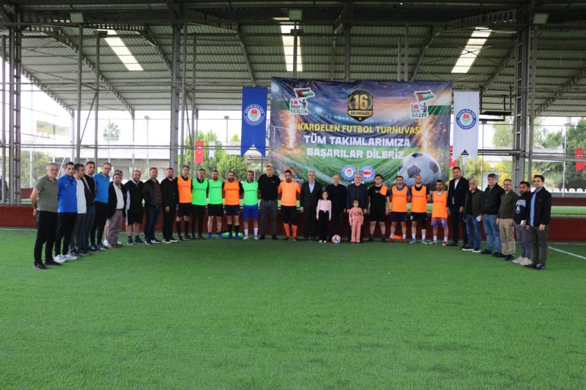 24 takım 'Özgür Gazze' için sahaya indi