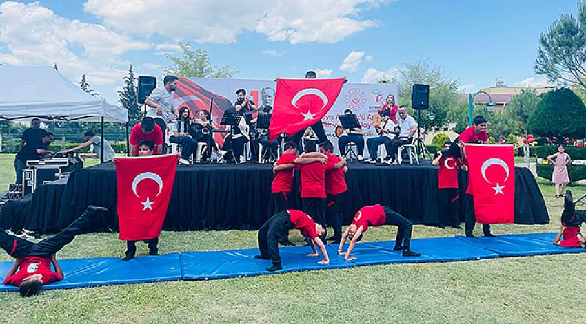 KATODER Adana’dan muhteşem 19 Mayıs Şenliği