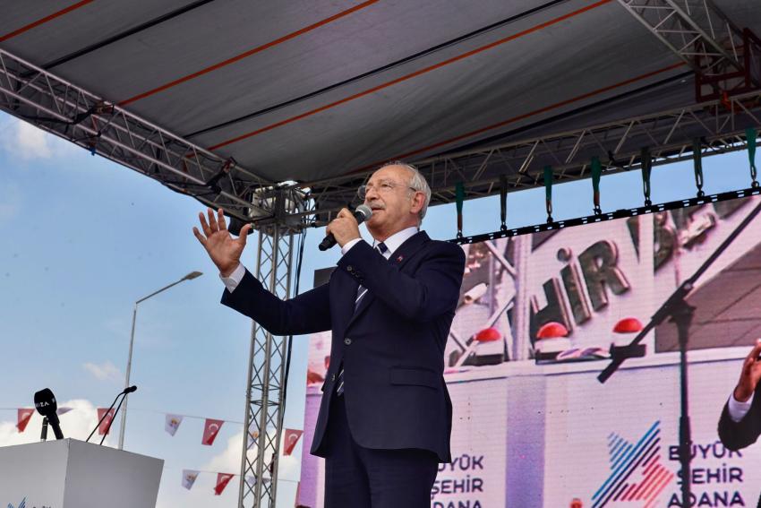 Büyükşehir’den Adana’ya hizmet yağmuru