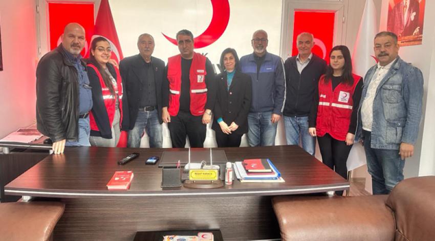 'Kızılayımıza sahip çıkmak mecburiyetindeyiz'