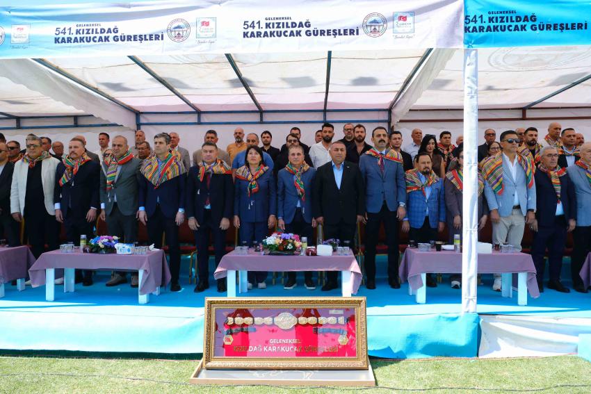 Geçer: “Kızıldağ Karakucak Güreşleri kahramanlık destanıdır.”