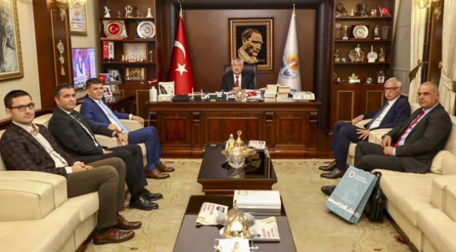 Adana-Girne kardeş şehir