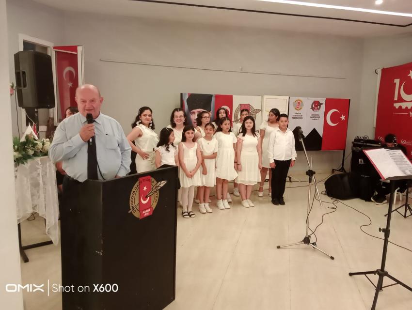 ÇGC Çocuk Korosu coşturdu