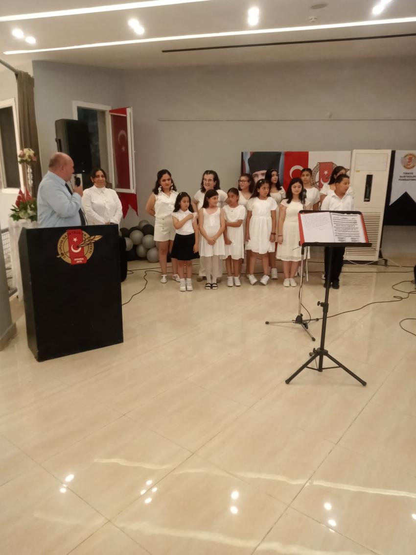 ÇGC Çocuk Korosu coşturdu