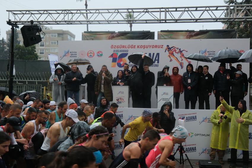 Adana’da binlerce sporcu 16. kez özgürlüğe koştu
