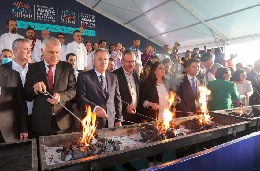 Adana Lezzet Festivali’ni yaklaşık 650 bin kişi ziyaret etti