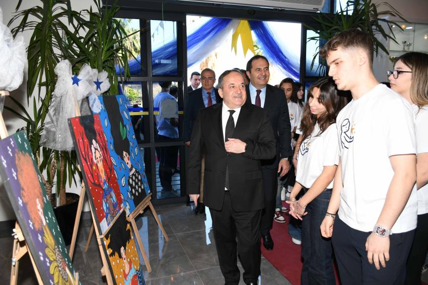 Lider Koleji öğrencileri çocukların dileklerini gerçekleştiriyor