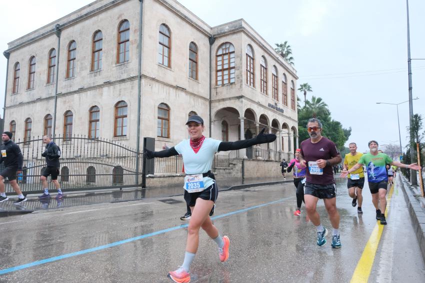 Adana’da binlerce sporcu 16. kez özgürlüğe koştu