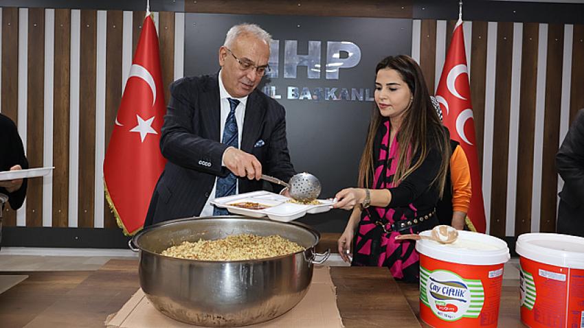Kanlı'dan kuru-pilav servisi