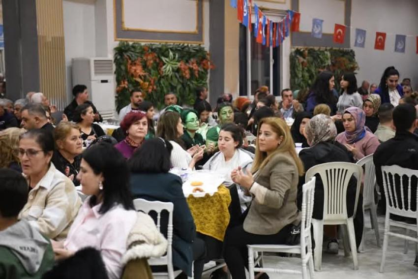 MHP Seyhan da iftar izdihamı