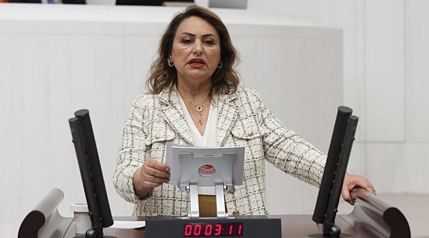 “Ev kadınları sosyal güvence kapsamına alınmalıdır”