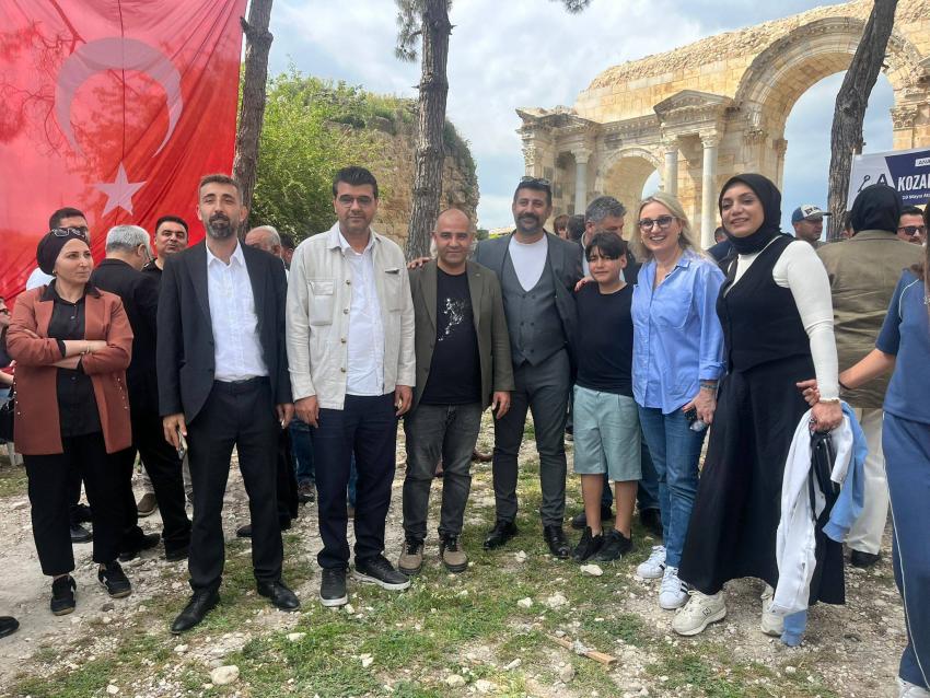Nihal Ağca Anavarza’da Gençlerle Coştu