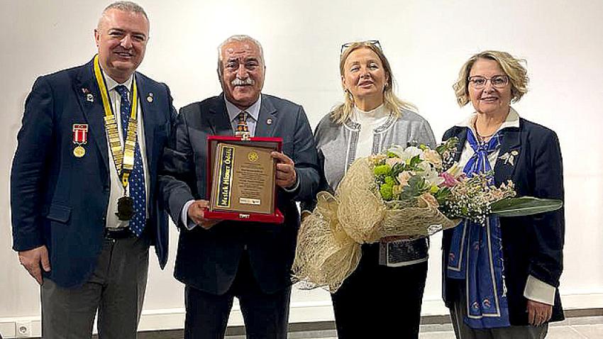 Şanıvar'a Rotaryanlardan meslek hizmet ödülü