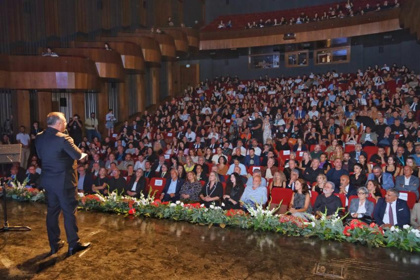 Altın Koza’da Onur Ödülleri Özpetek ve Perçin’e verildi