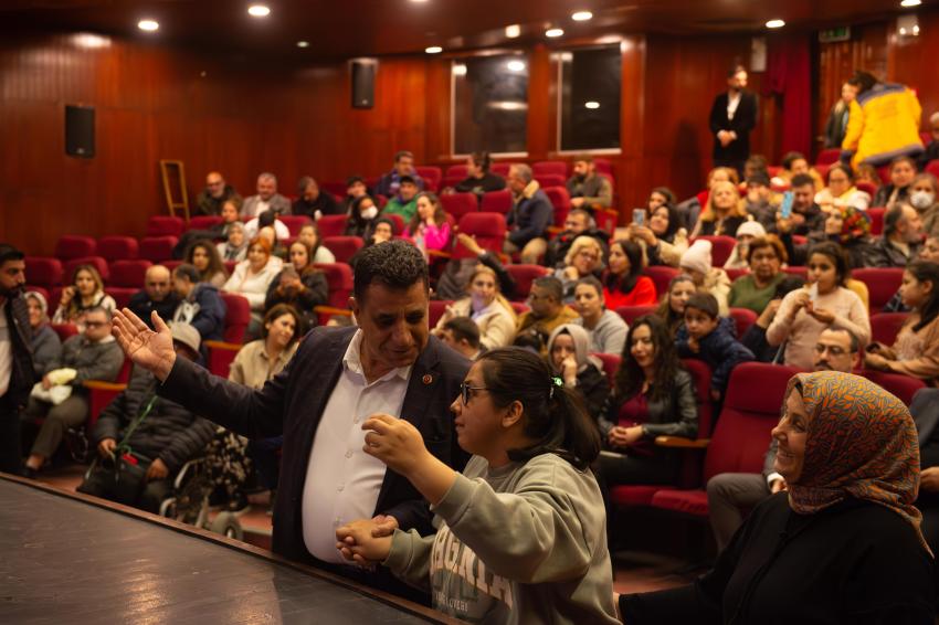 'Engelleri aşalım, birlikte gülelim'