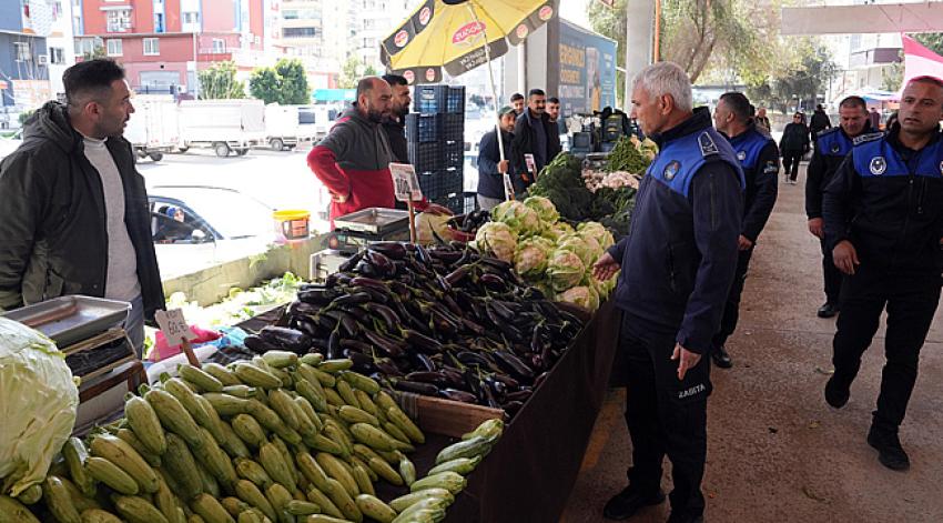 Çukurova Belediyesi'nden pazarlarda sıkı denetim