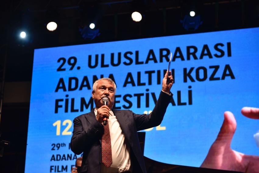Altın Koza’da Onur Ödülleri Hale Soygazi ve Müjdat Gezen’e verildi