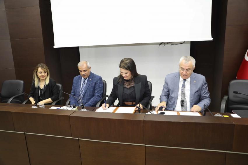 'Kapımız Sanayicilerimize Her Zaman Açık'