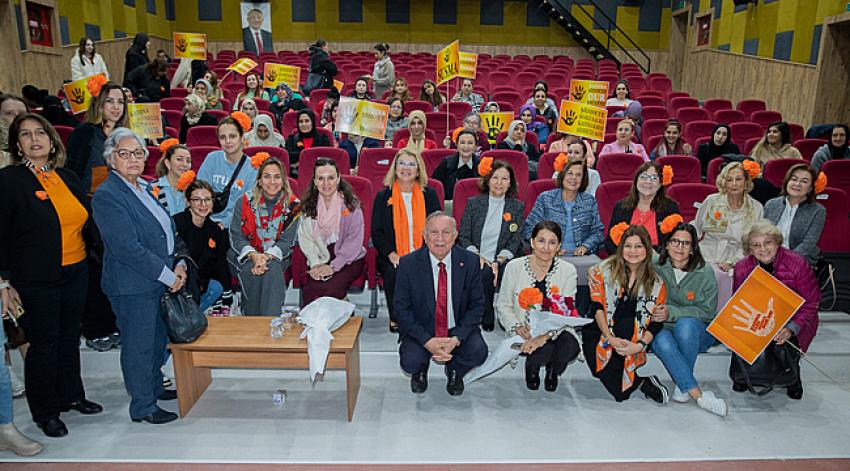 Kadına yönelik psikolojik şiddet masaya yatırıldı