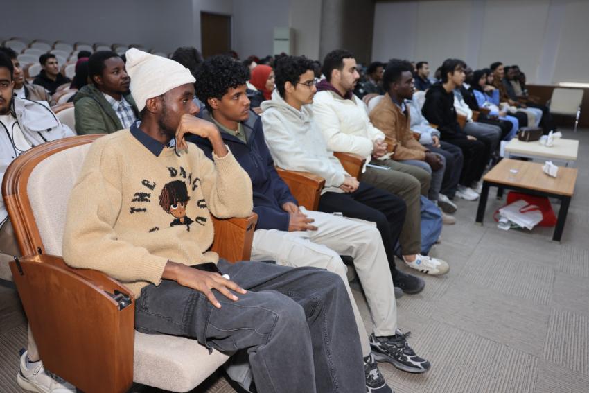 “Üniversitemizi uluslararası öğrenciler için cazibe merkezi haline getirmek istiyoruz”