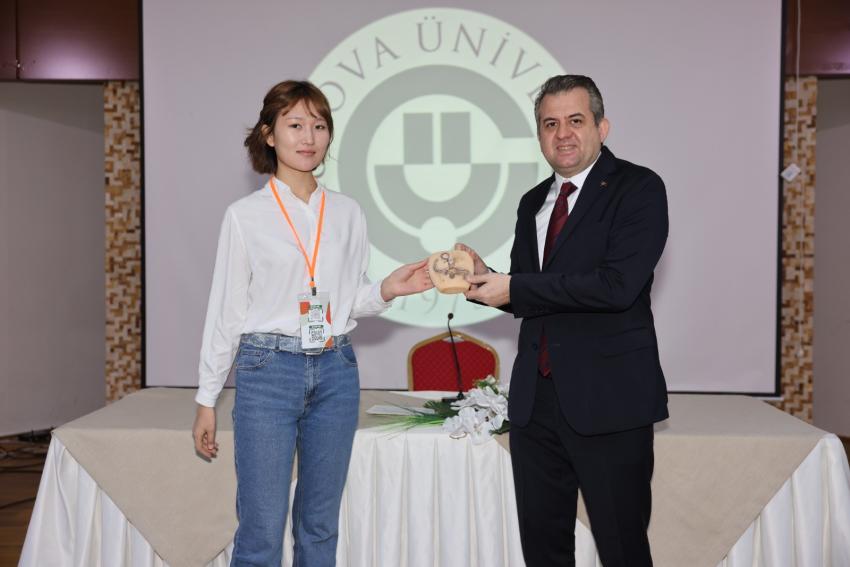 “Üniversitemizi uluslararası öğrenciler için cazibe merkezi haline getirmek istiyoruz”