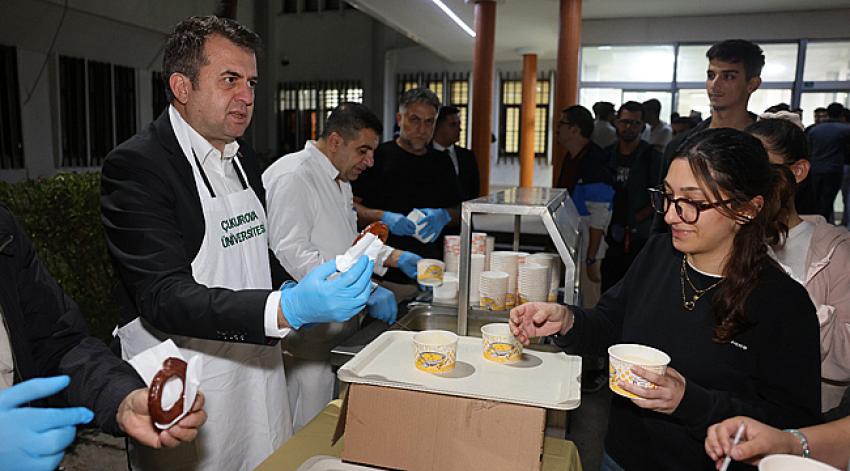 Kütüphane 24 saat açık