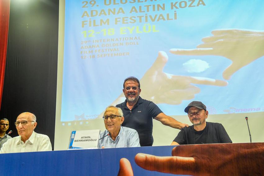 Altın Koza'da 'Sinemada Şiir' söyleşisi
