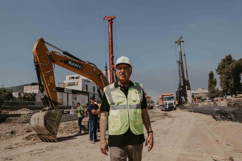 ‘Şakirpaşa kavşağında trafik sorununu bitireceğiz’