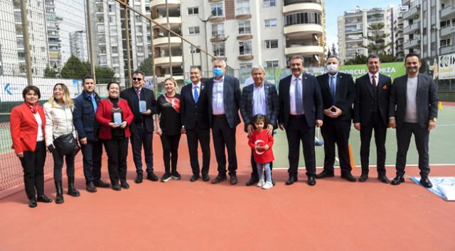 Şehitler için yarıştılar