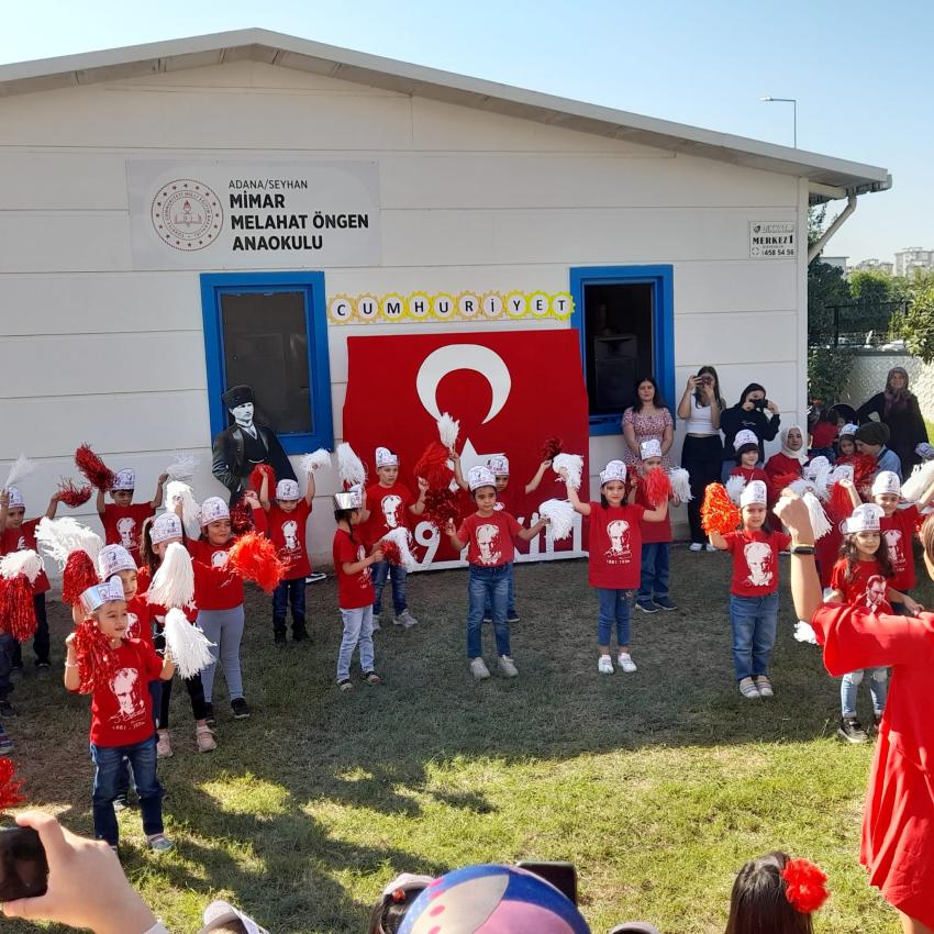 Miniklerin Cumhuriyet coşkusu