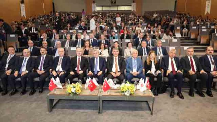 Yargı ve iş dünyası Adana'da buluştu