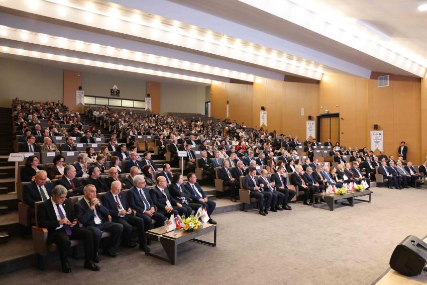 Yargı ve iş dünyası Adana'da buluştu