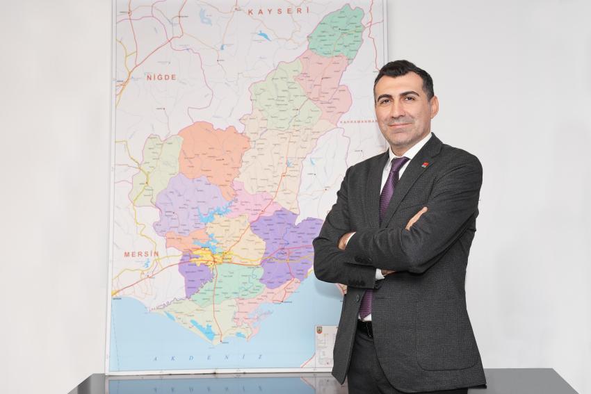 “Bütün Adanalıları sandığa davet ediyorum.”