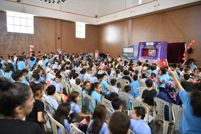 Sarıçam'da 'Kukla ve Karagöz' etkinliği