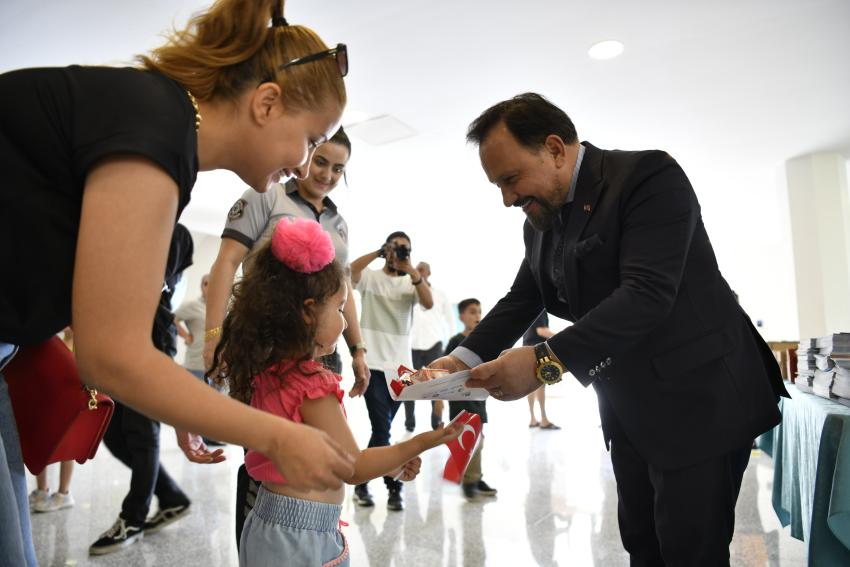 Sarıçam'da 'Kukla ve Karagöz' etkinliği