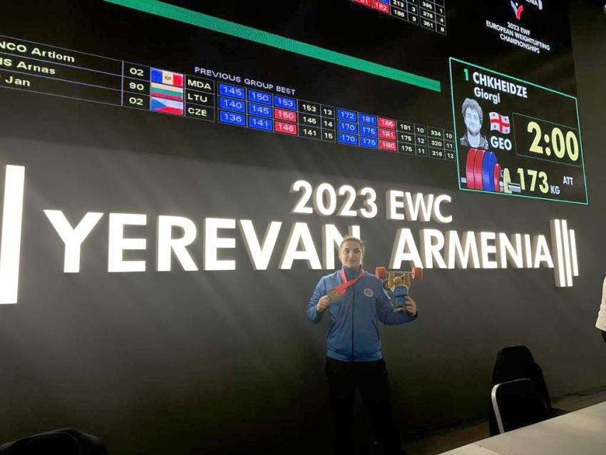  Seyhanlı Halterci  Avrupa Üçüncüsü oldu