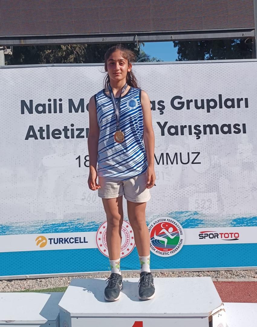 Seyhanlı Asmin Türkiye şampiyonu