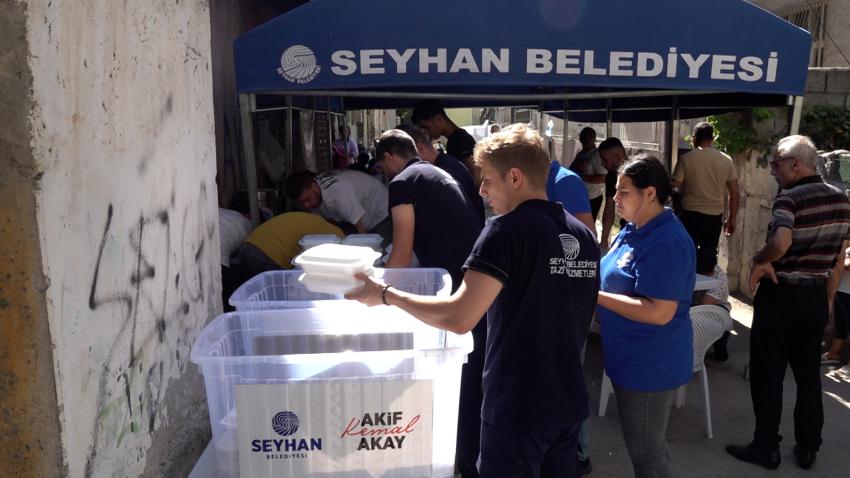 Seyhan'da hiç kimse yatağa aç girmiyor