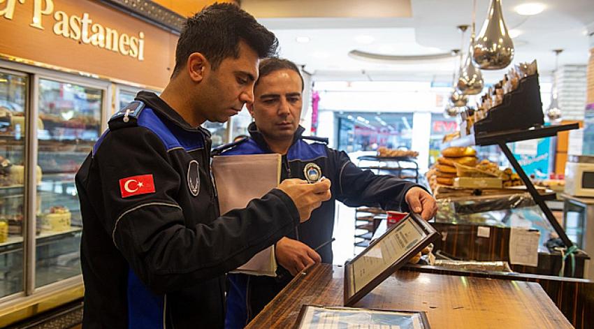 Seyhan Belediyesi Tüketici Sağlığına Kastedenlere Göz Açtırmıyor
