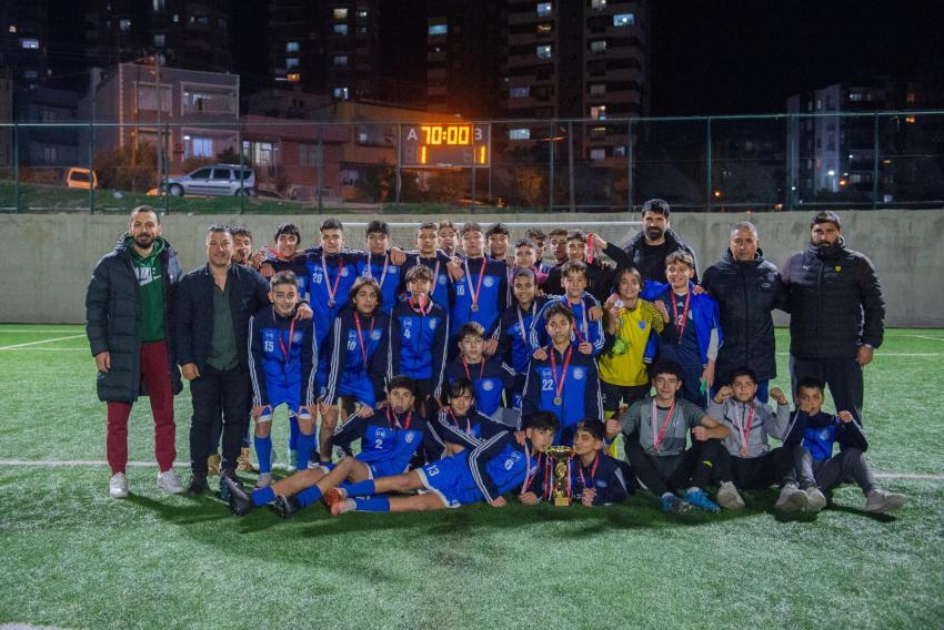 Seyhan Belediyesporlu gençler Adana şampiyonu oldu