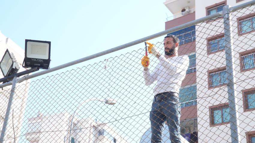 Seyhan'da spor tesisleri yenileniyor