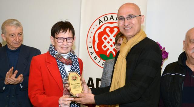 40-50 yıllık doktorlara plaket