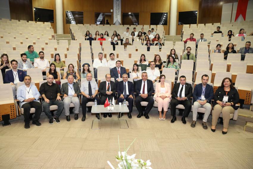 Ulusal Çukurova Tekstil Kongresi yapıldı