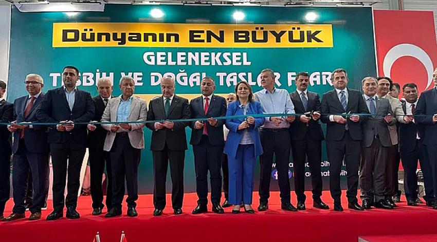Tesbih ve Doğal Taşlar Fuarı açıldı